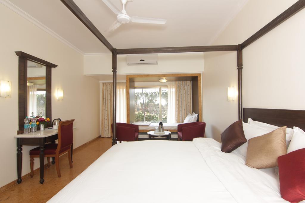 Blue Country Resort Panchgani Room photo