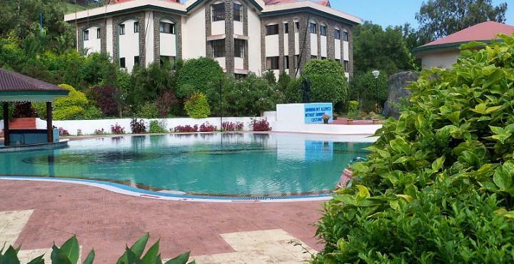 Blue Country Resort Panchgani Exterior photo